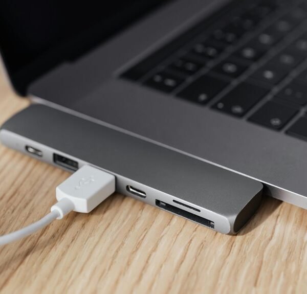 innovative internet suite 665290618